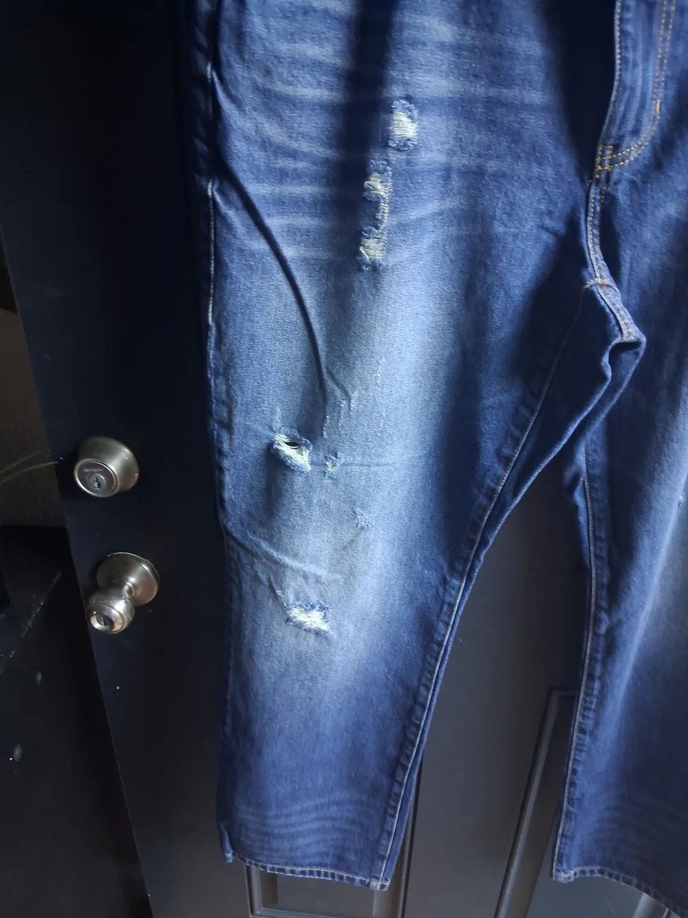 Men's Distressed Dark Blue Jeans